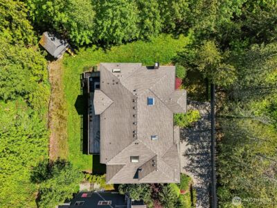 25846 NE 4th Place , Sammamish, WA 98074 - Photo 34