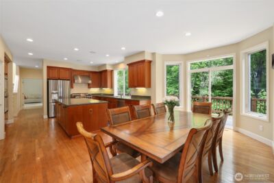 25846 NE 4th Place , Sammamish, WA 98074 - Photo 6