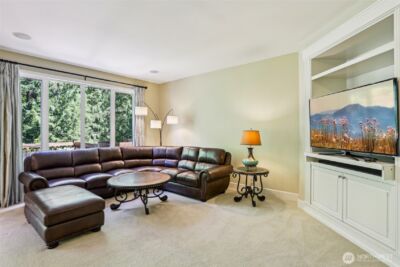 25846 NE 4th Place , Sammamish, WA 98074 - Photo 7