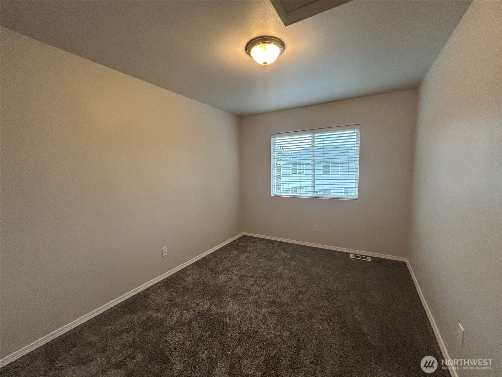 24528 SE 275th Street , Maple Valley, WA 98038