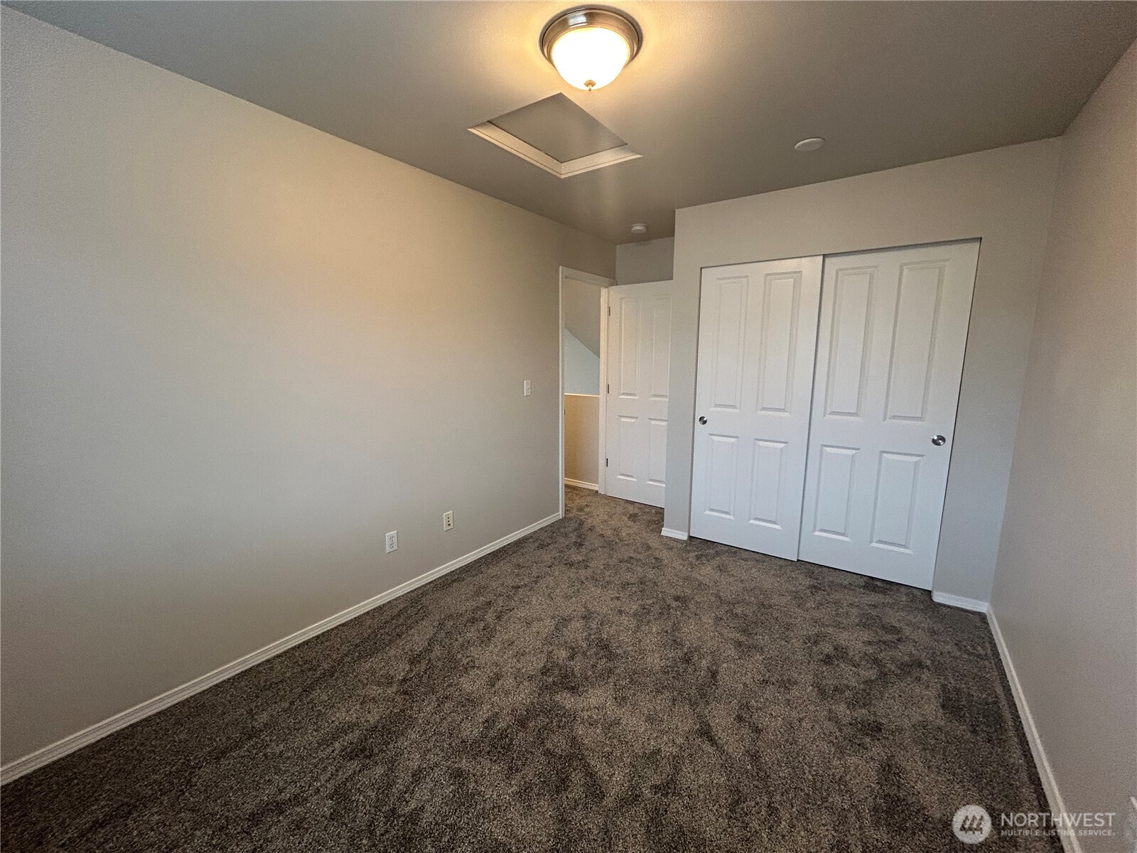 24528 SE 275th Street , Maple Valley, WA 98038