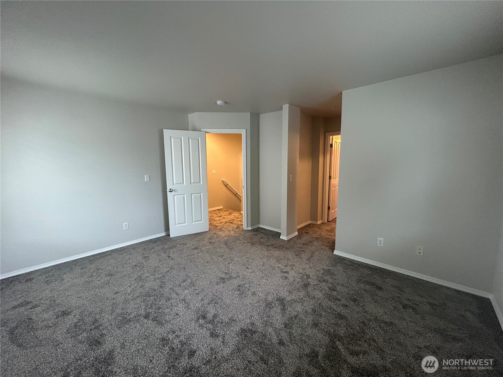 24528 SE 275th Street , Maple Valley, WA 98038