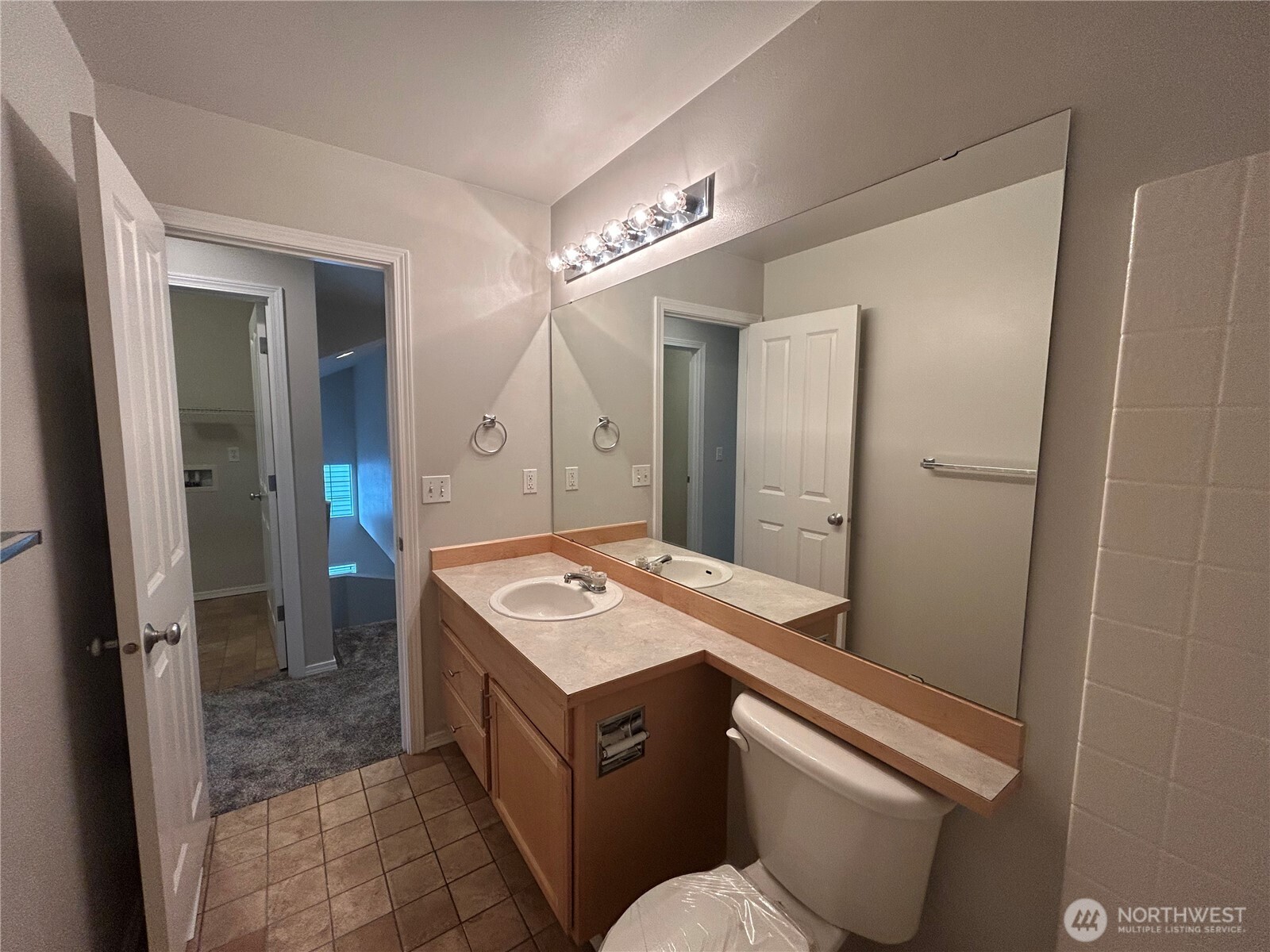 24528 SE 275th Street , Maple Valley, WA 98038