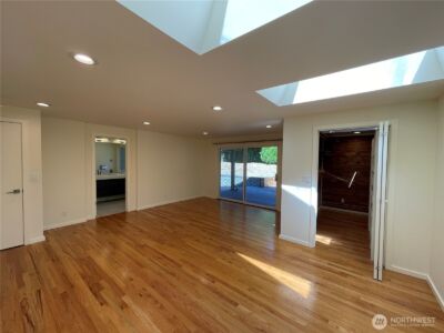 12456 SE 27th Street , Bellevue, WA 98005 - Photo 13