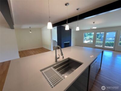 12456 SE 27th Street , Bellevue, WA 98005 - Photo 3