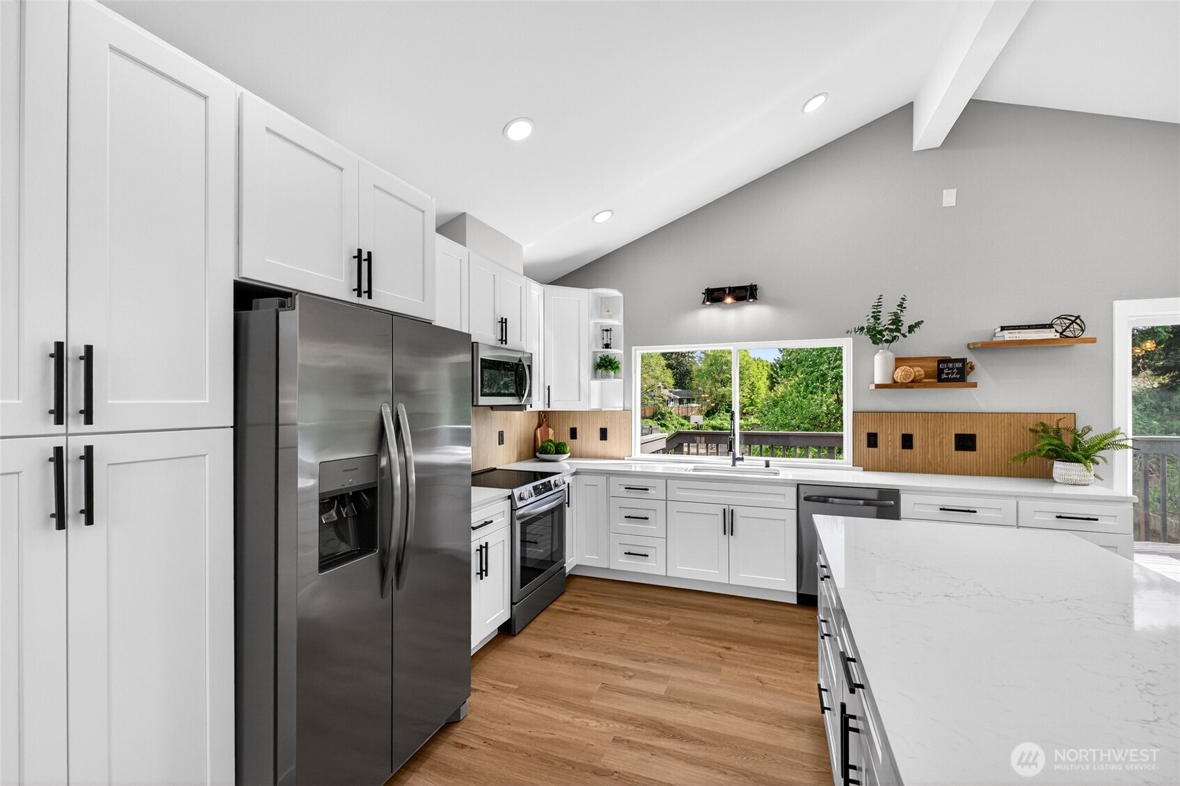 2625 SW 337th Street , Federal Way, WA 98023