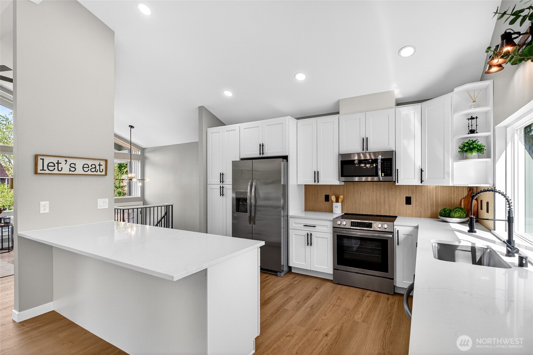 2625 SW 337th Street , Federal Way, WA 98023