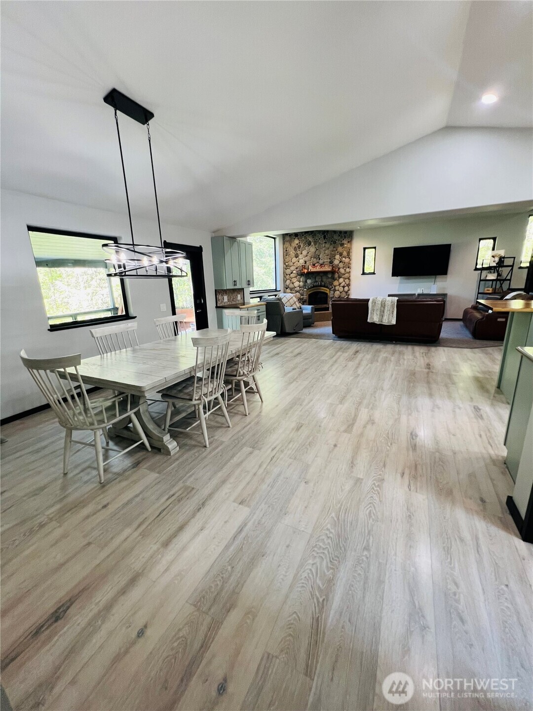 533 Blyn Springs Road , Sequim, WA 93832