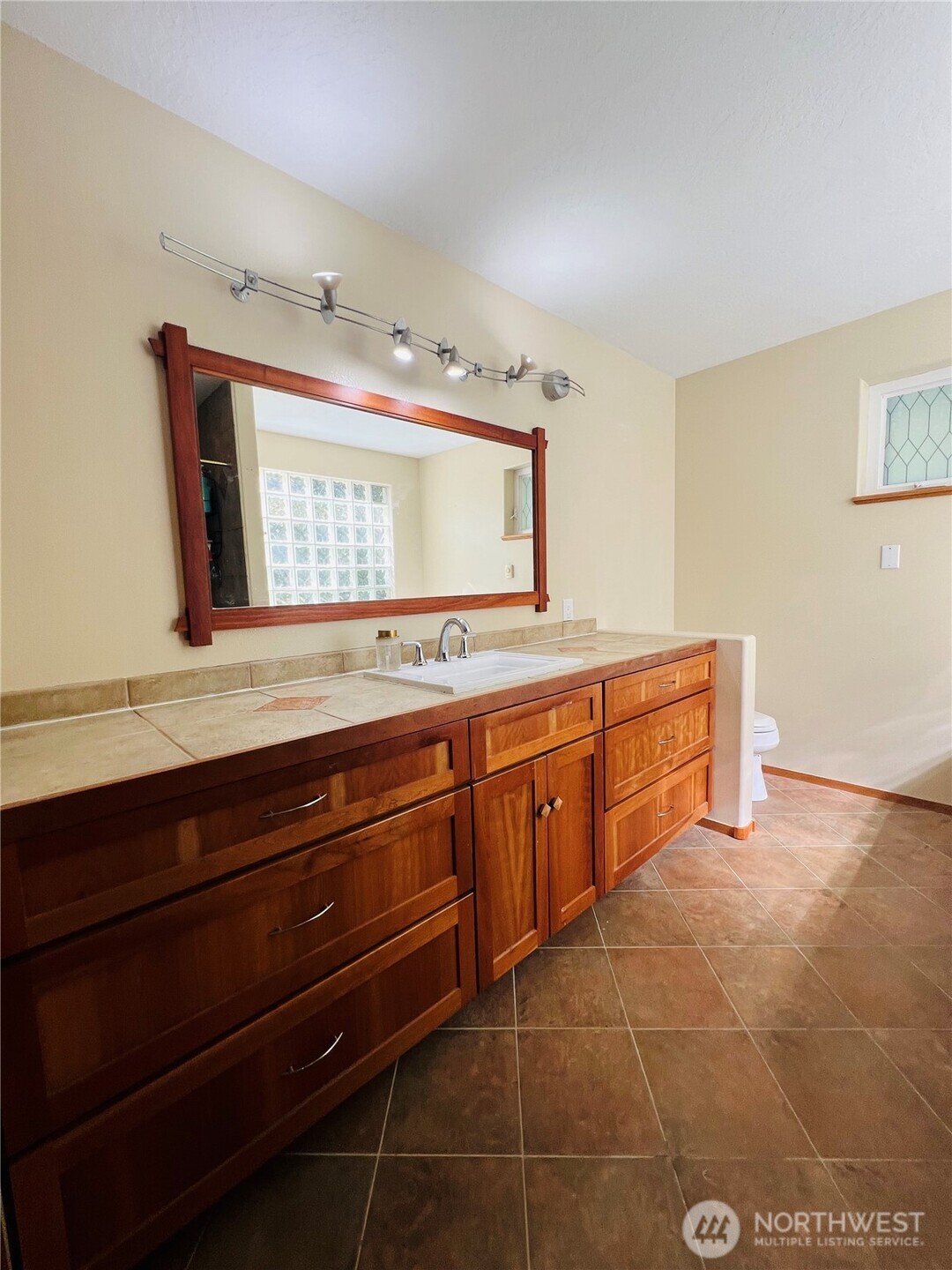 533 Blyn Springs Road , Sequim, WA 93832
