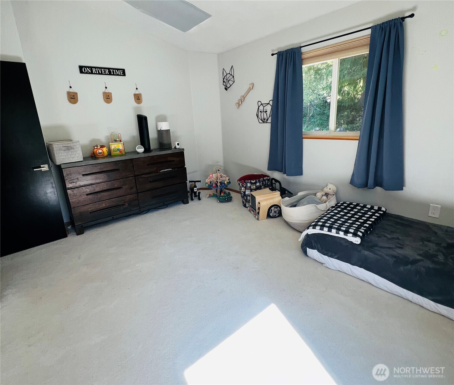 533 Blyn Springs Road , Sequim, WA 93832