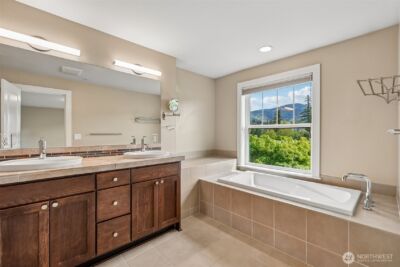 1078 NE High Street #10, Issaquah, WA 98029-7478 - Photo 20