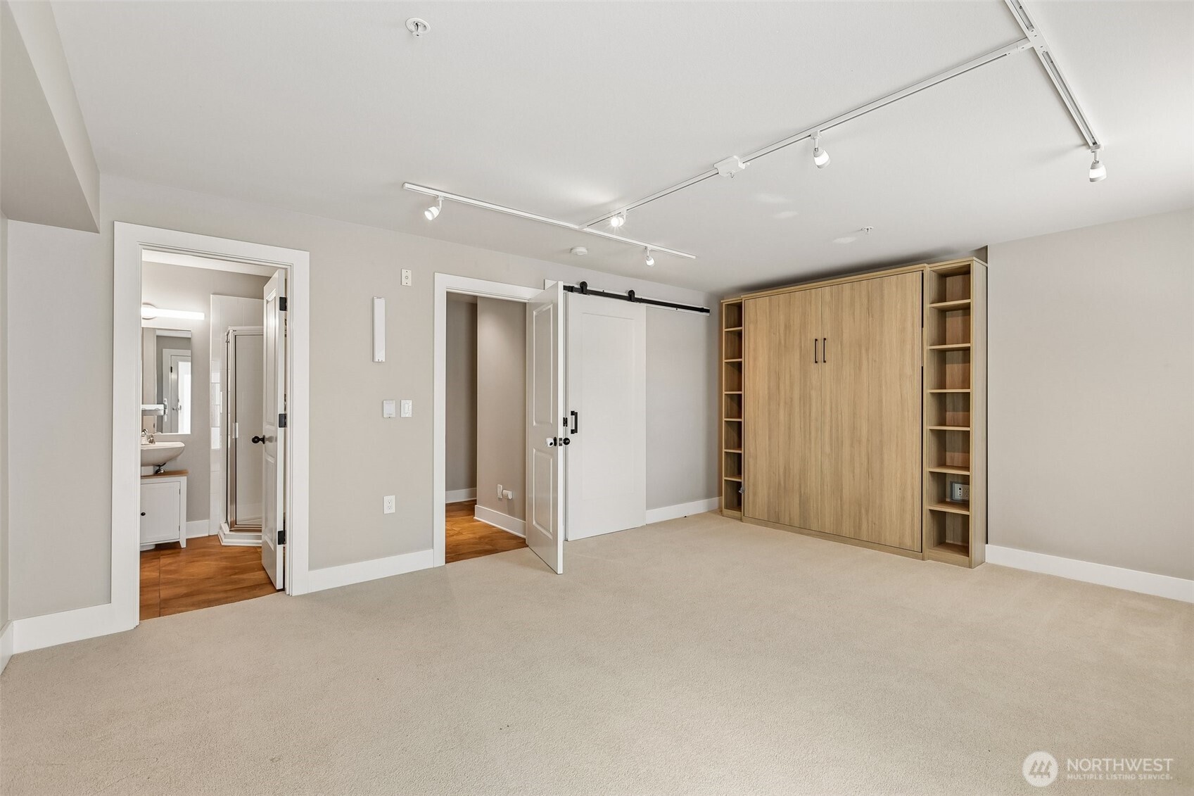 1078 NE High Street #10, Issaquah, WA 98029-7478