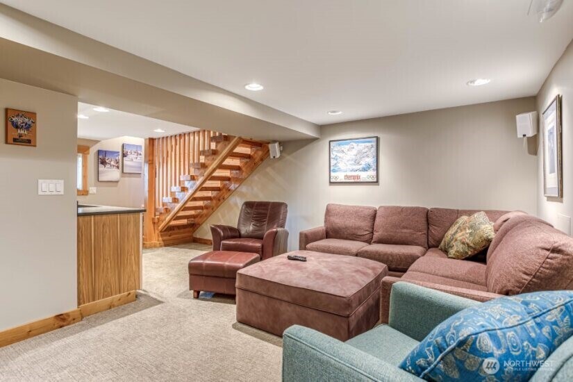 1221 Commercial , Leavenworth, WA 98826