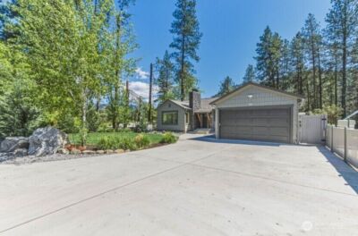 1221 Commercial , Leavenworth, WA 98826 - Photo 3