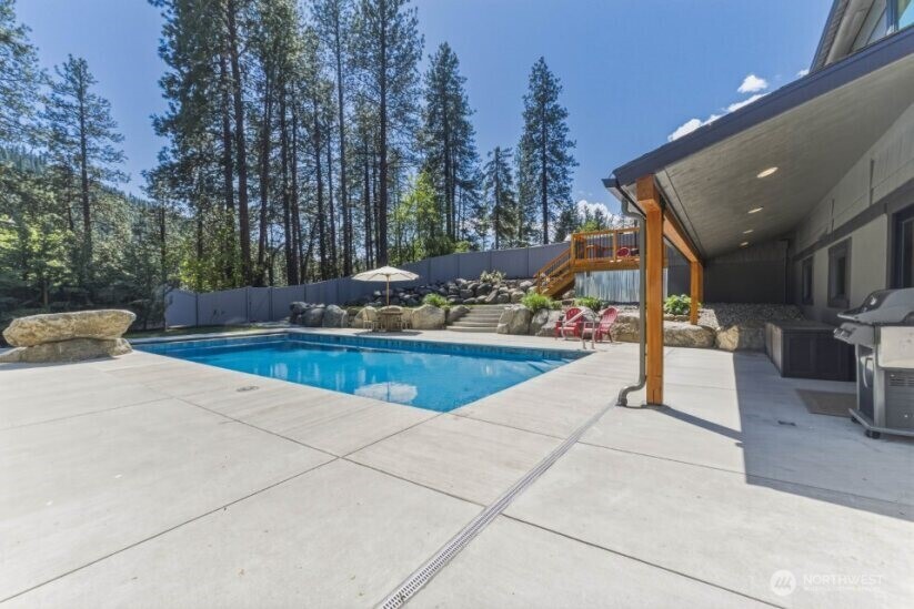 1221 Commercial , Leavenworth, WA 98826