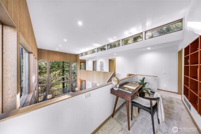 2261 W Lake Sammamish Parkway SE, Bellevue, WA 98008 - Photo 29