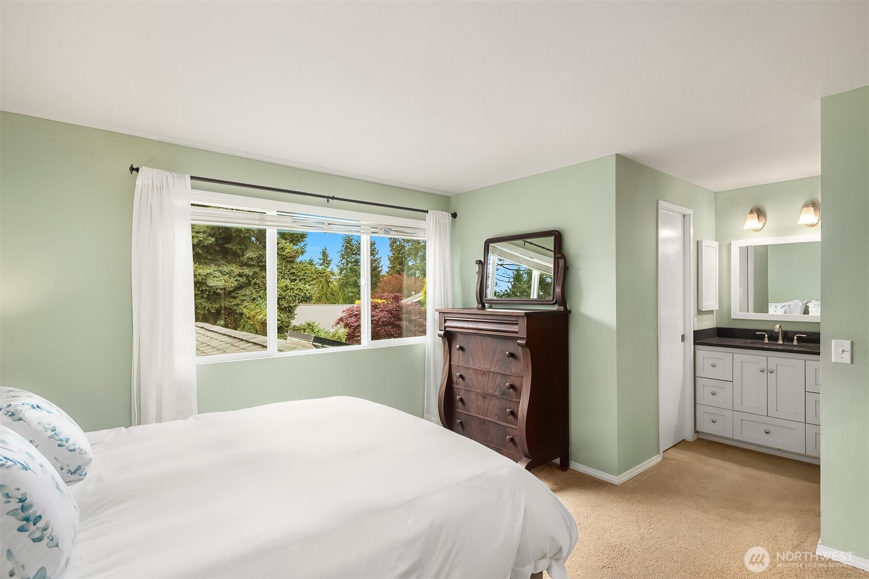 7388 126th Place SE, Newcastle, WA 98056