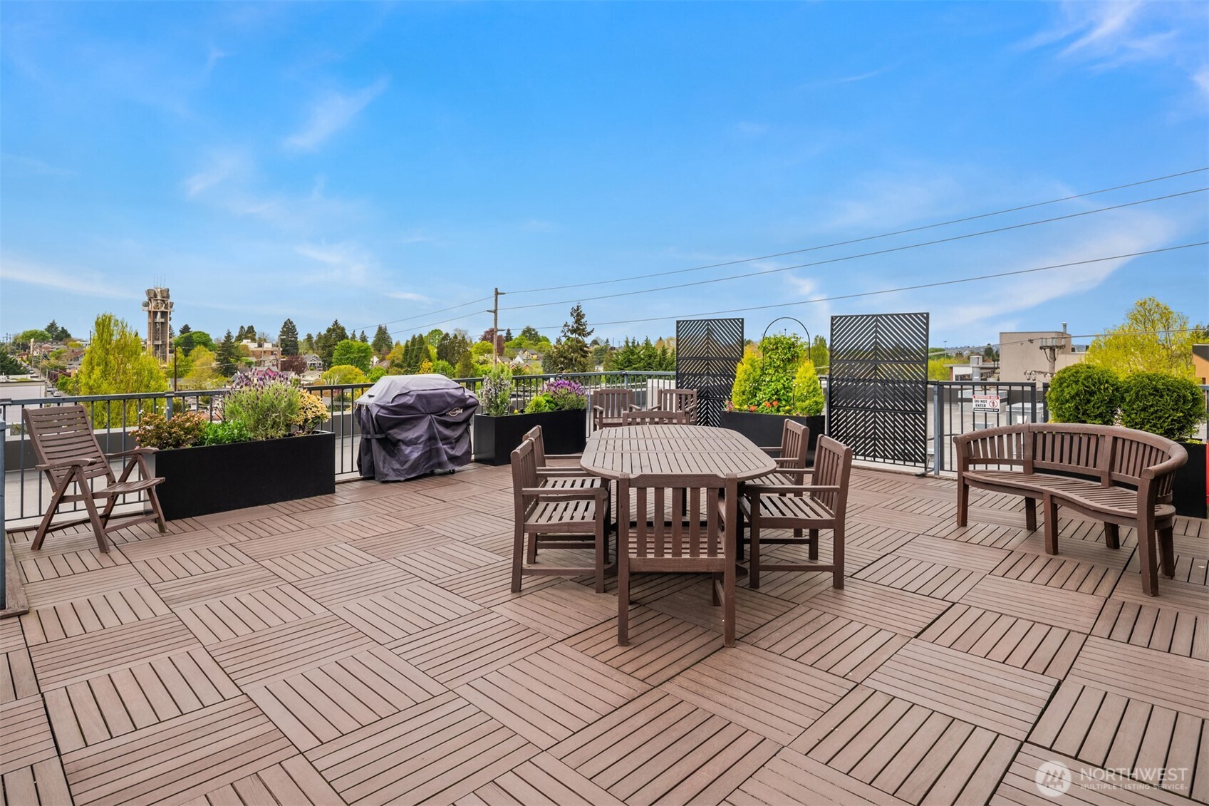 1417 Queen Anne Avenue N #206, Seattle, WA 98109