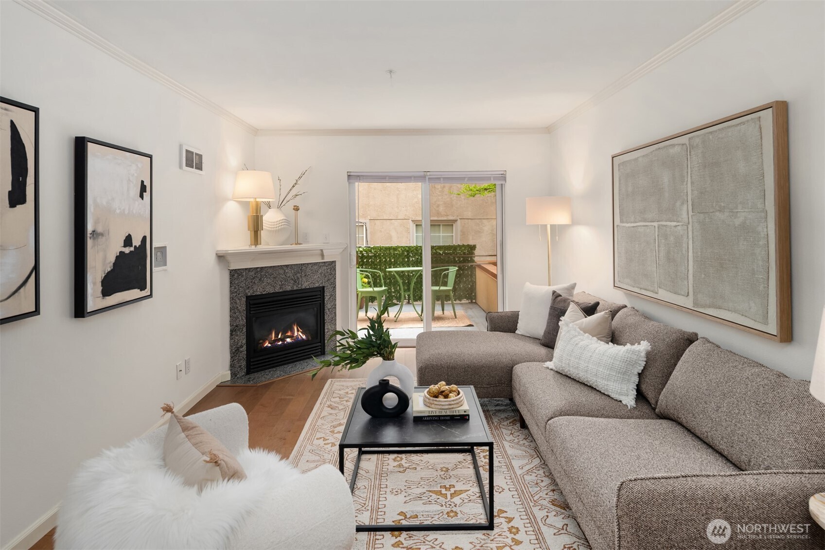 1417 Queen Anne Avenue N #206, Seattle, WA 98109