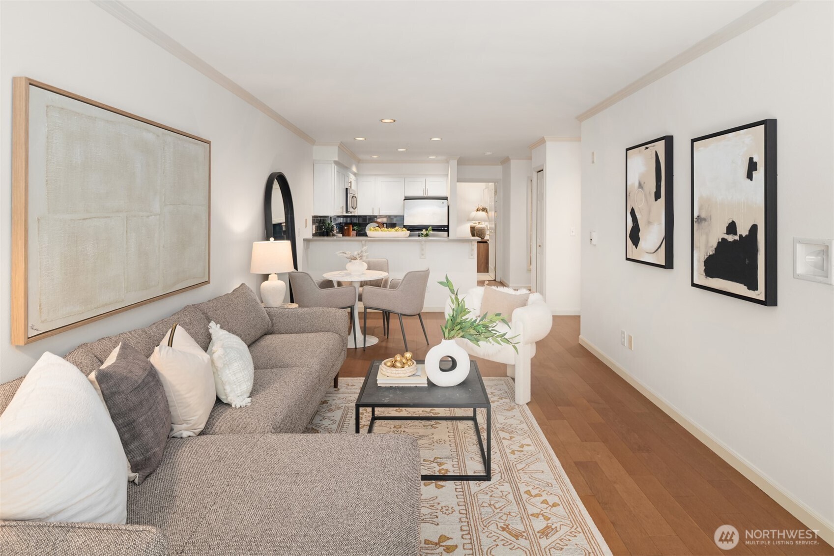 1417 Queen Anne Avenue N #206, Seattle, WA 98109