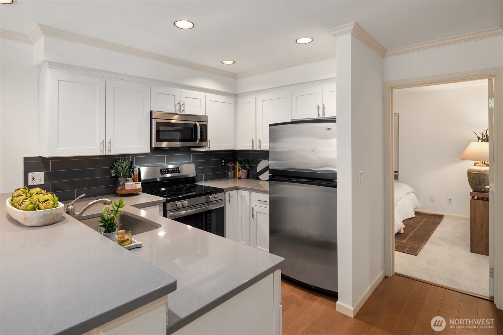 1417 Queen Anne Avenue N #206, Seattle, WA 98109