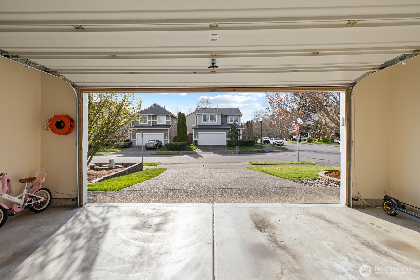 26104 170th Place SE, Covington, WA 98042
