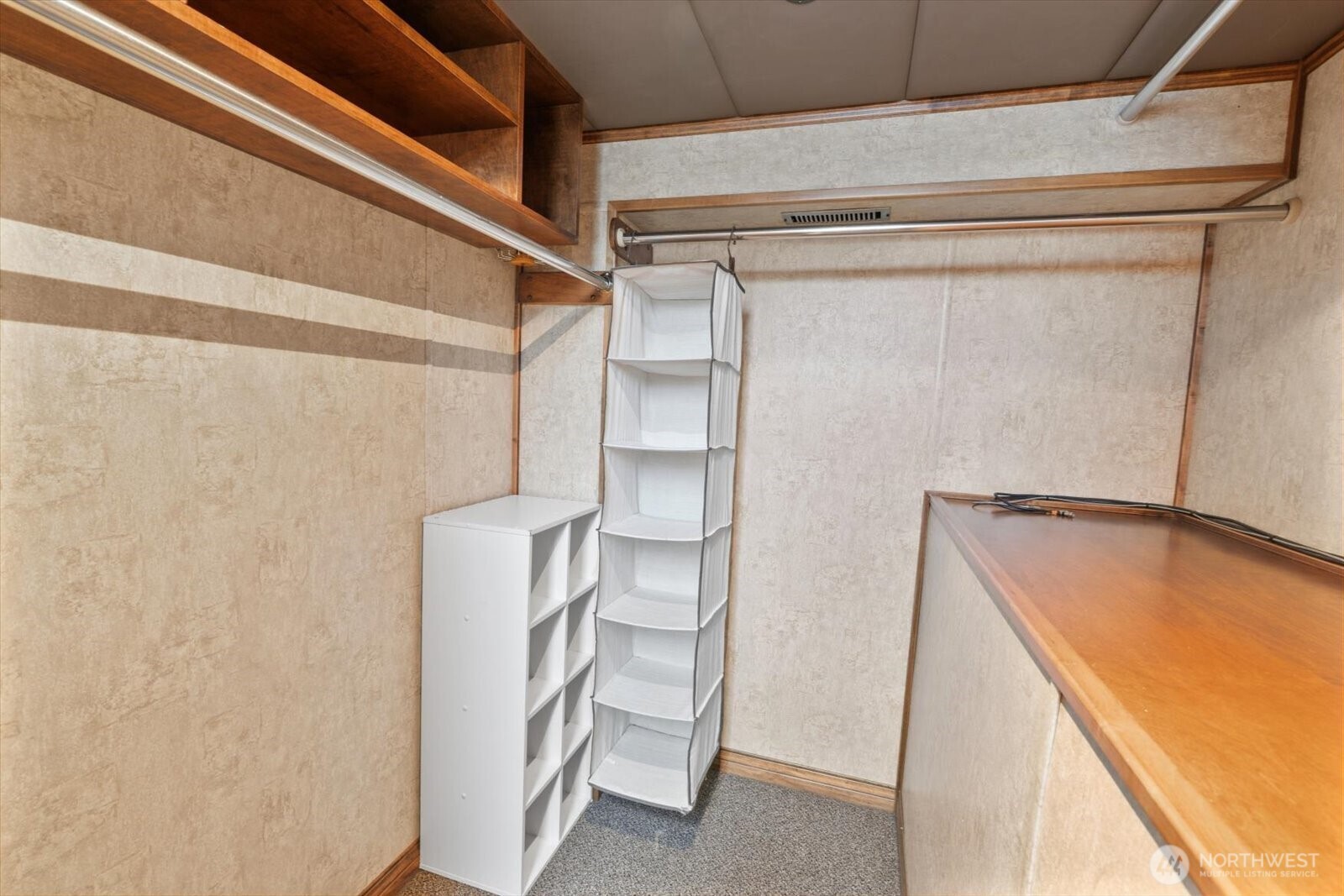 11 E Allison Street #2, Seattle, WA 98102
