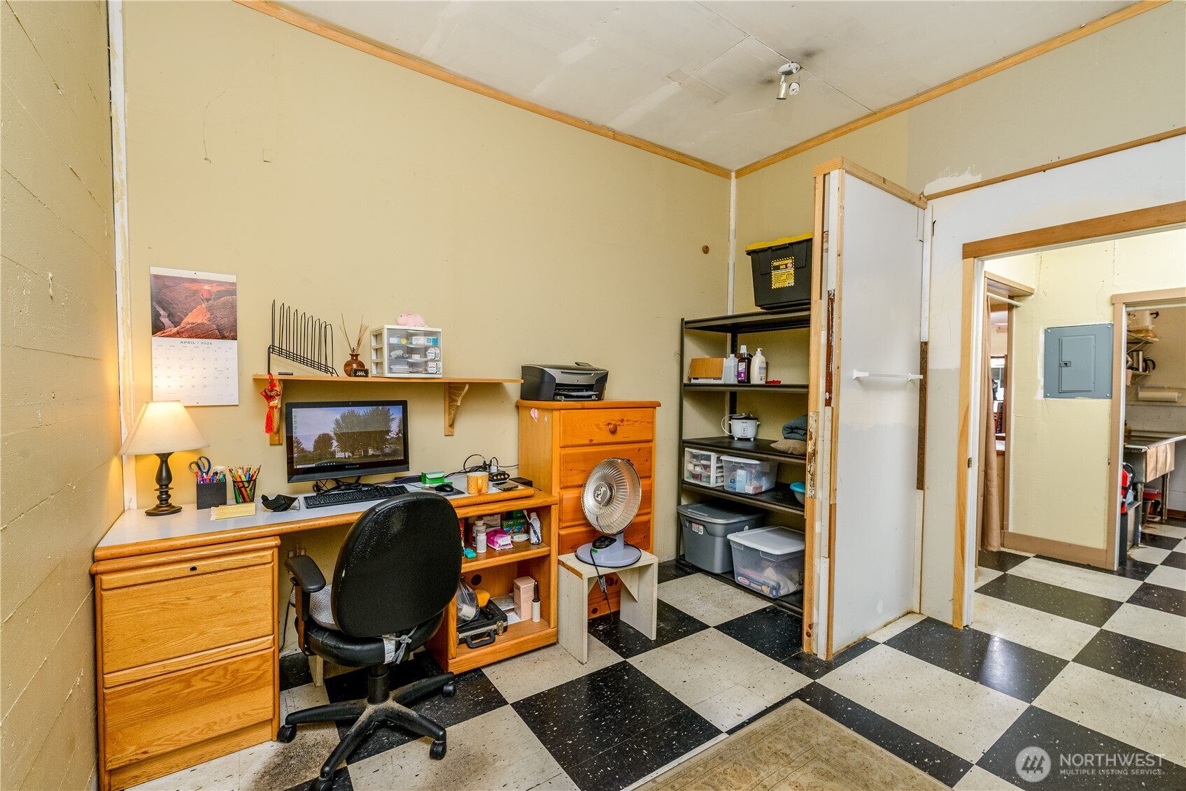 128 W First Street , Port Angeles, WA 98382