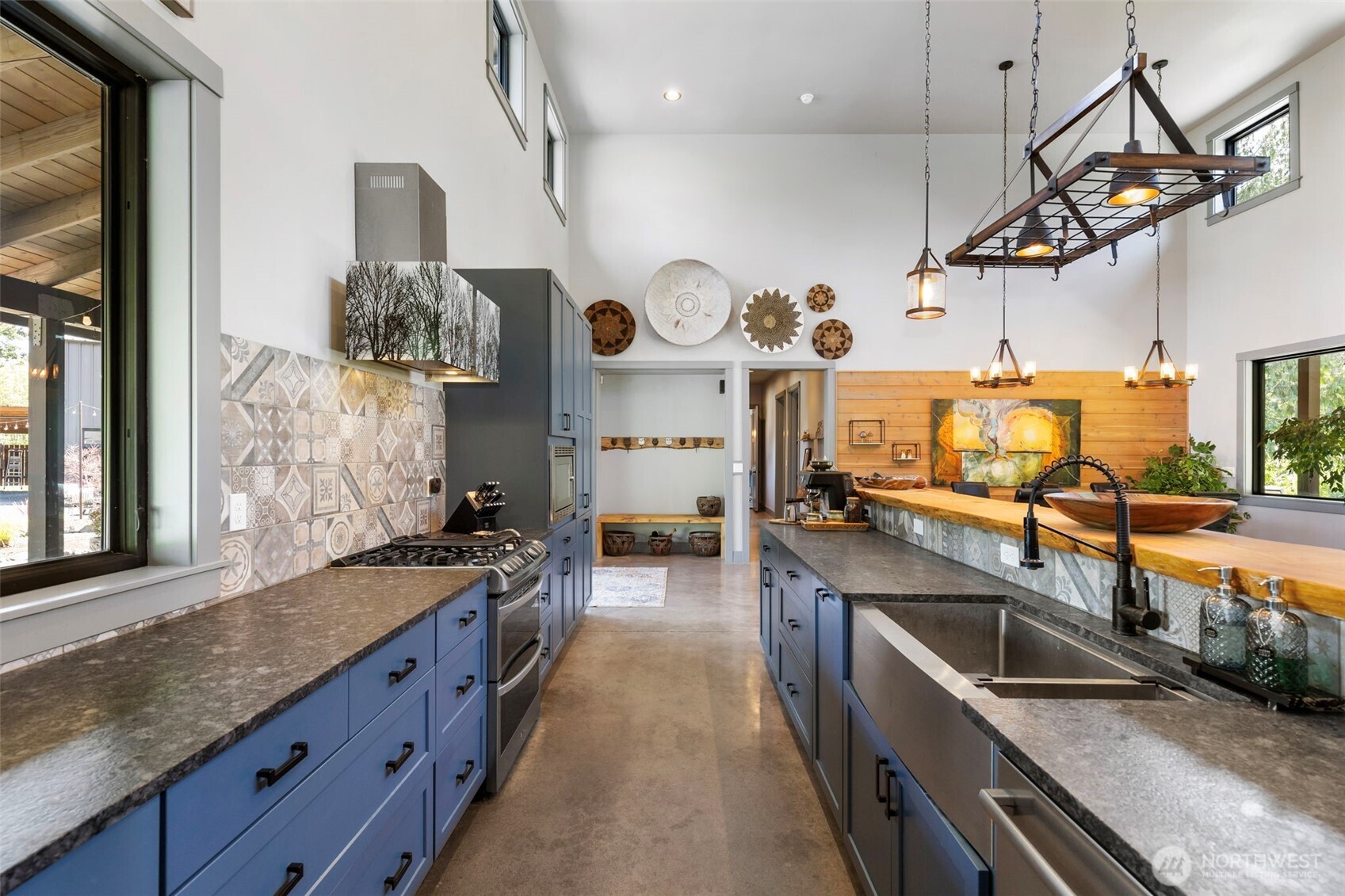 32065 Epic Place NE, Kingston, WA 98346