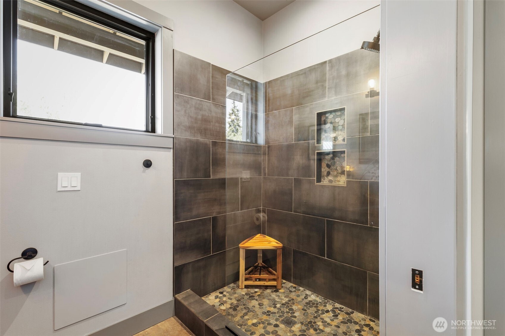 32065 Epic Place NE, Kingston, WA 98346