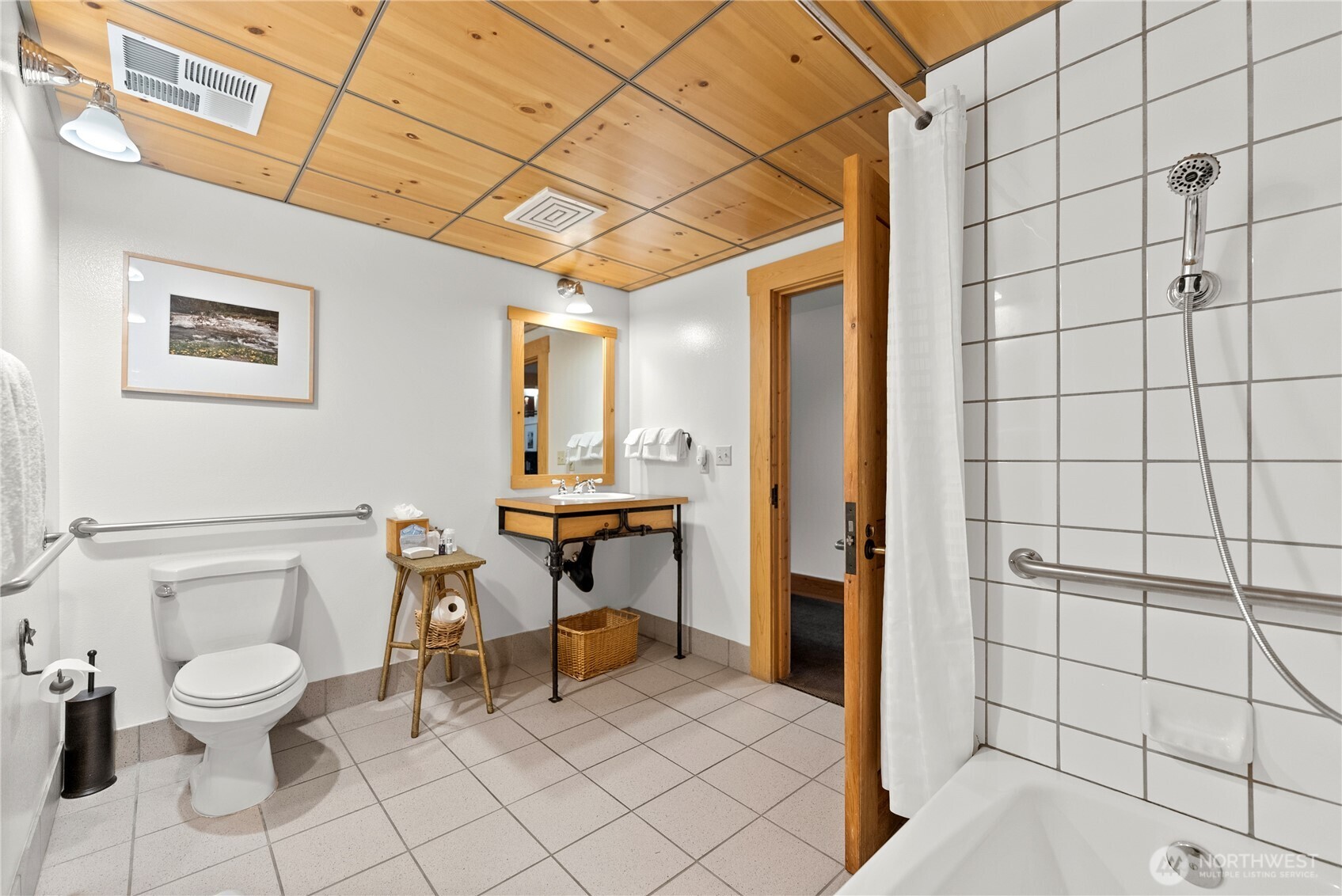 31 Early Winters Drive , Mazama, WA 98833