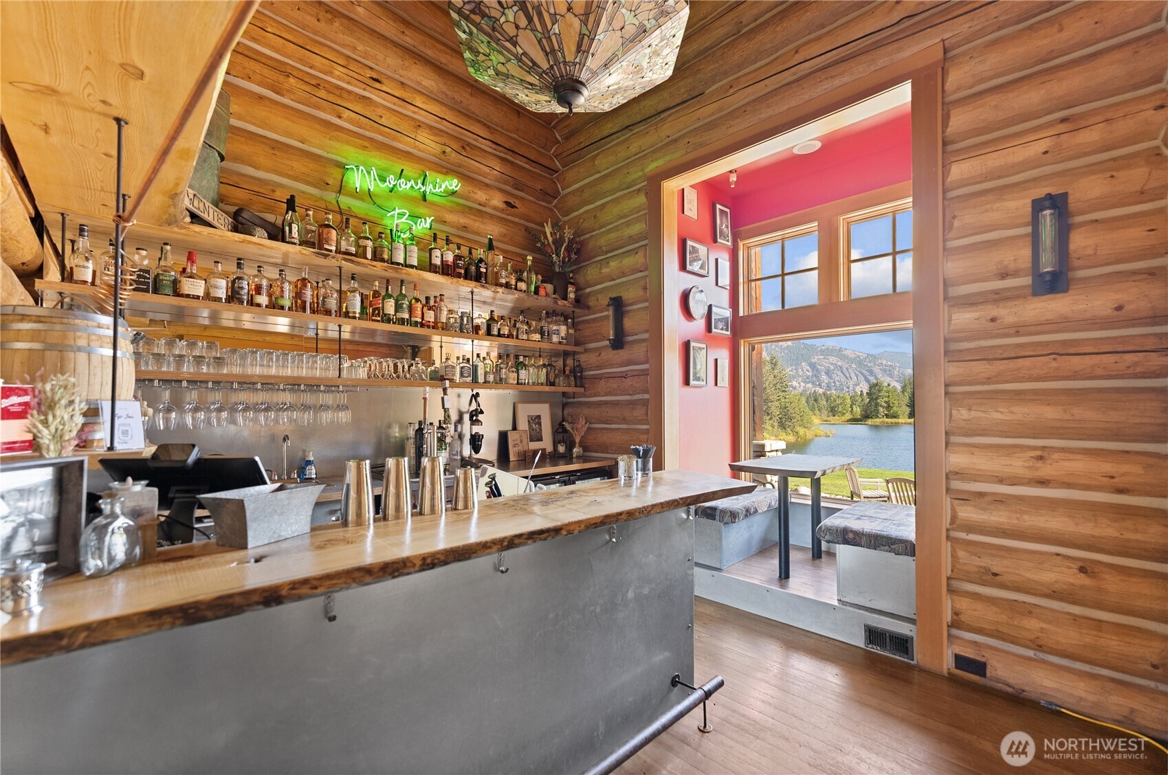 31 Early Winters Drive , Mazama, WA 98833