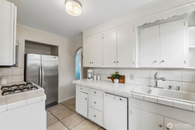 1911 13th Street , Everett, WA 98201-1659 - Photo 11