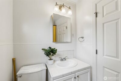 1911 13th Street , Everett, WA 98201-1659 - Photo 17