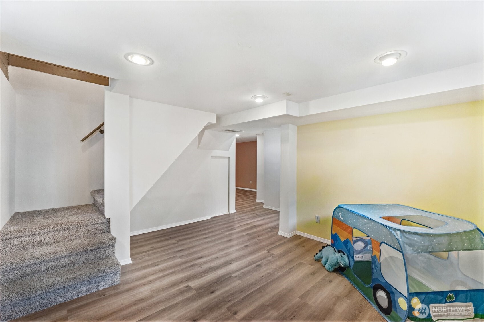 1911 13th Street , Everett, WA 98201-1659
