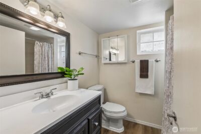 1911 13th Street , Everett, WA 98201-1659 - Photo 27