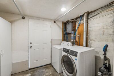 1911 13th Street , Everett, WA 98201-1659 - Photo 28