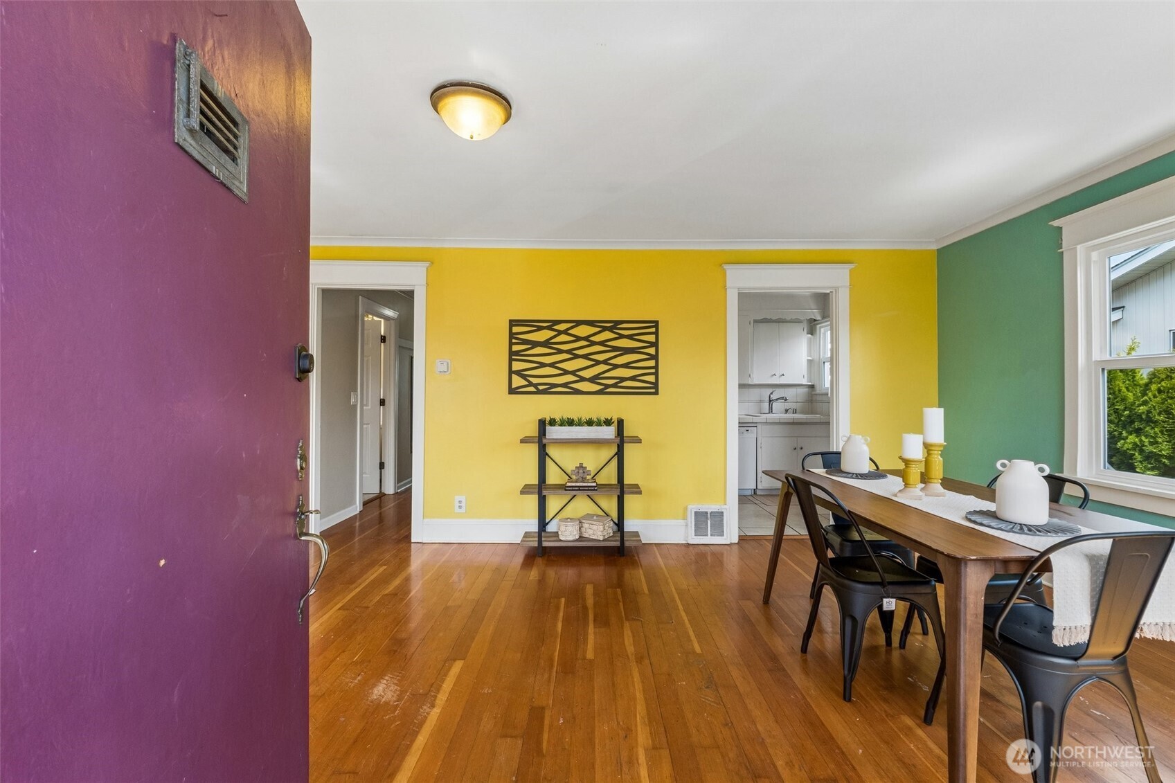 1911 13th Street , Everett, WA 98201-1659