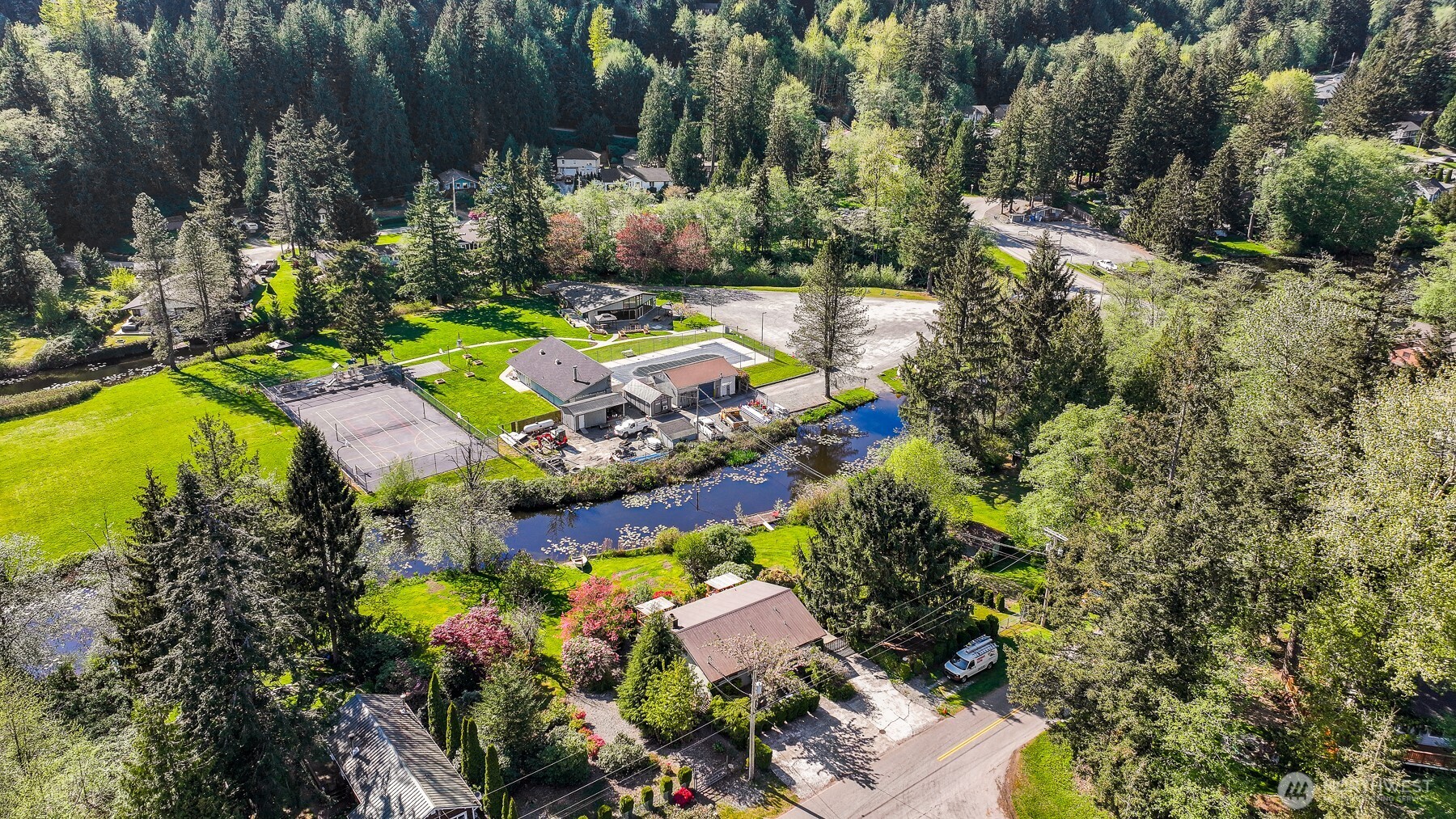 371 Lakeside Drive , Sedro Woolley, WA 98284