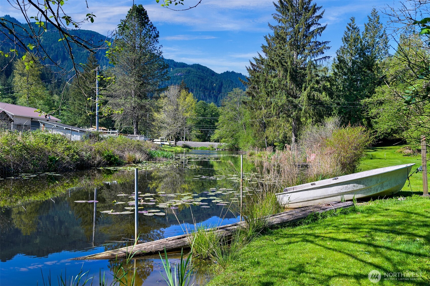 371 Lakeside Drive , Sedro Woolley, WA 98284