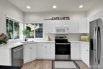 25052 SE 43rd Way , Sammamish, WA 98029 - Photo 12