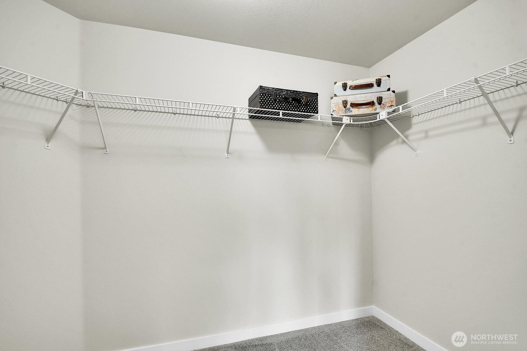 25052 SE 43rd Way , Sammamish, WA 98029