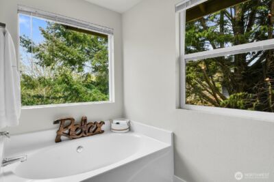 25052 SE 43rd Way , Sammamish, WA 98029 - Photo 19