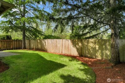 25052 SE 43rd Way , Sammamish, WA 98029 - Photo 24