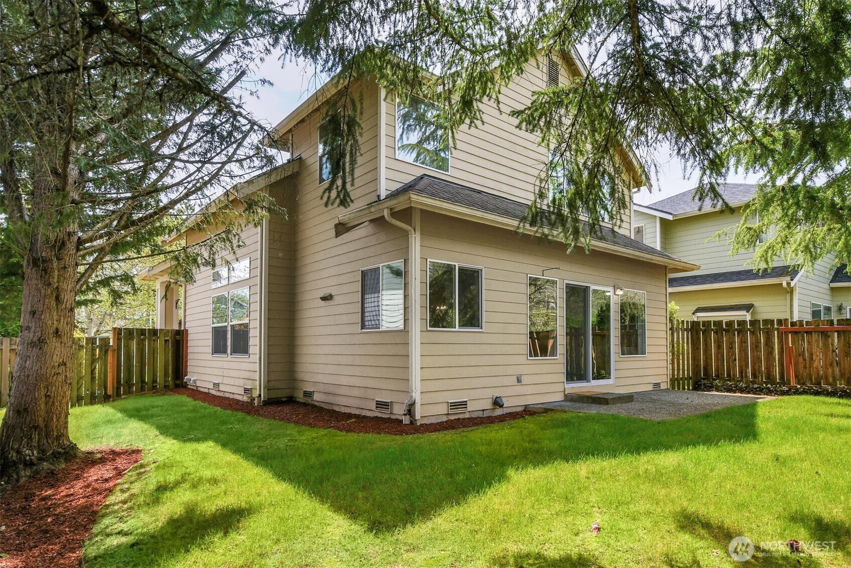25052 SE 43rd Way , Sammamish, WA 98029