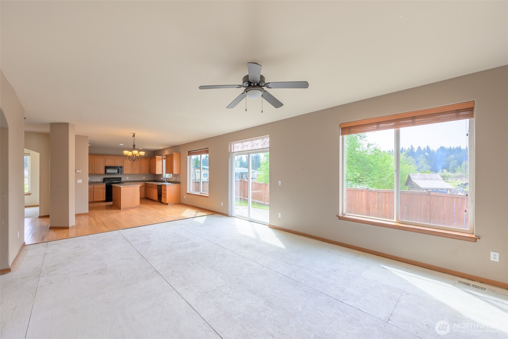 20605 74th Avenue E, Spanaway, WA 98387