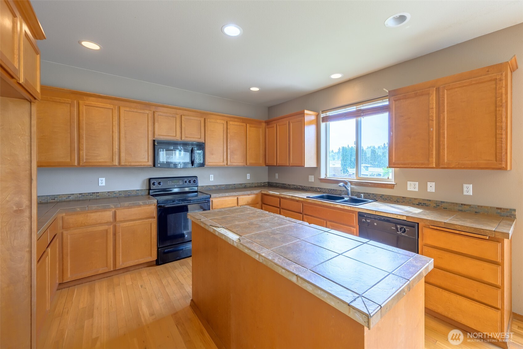 20605 74th Avenue E, Spanaway, WA 98387