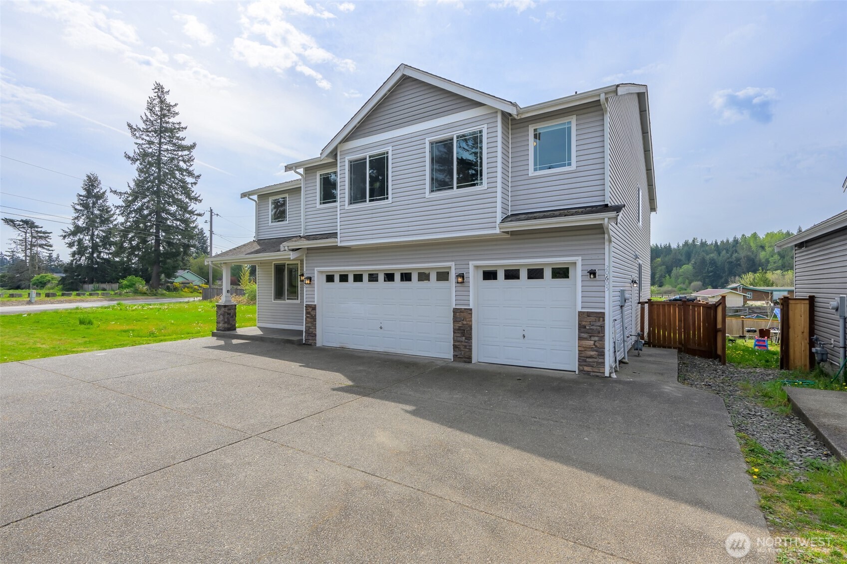 20605 74th Avenue E, Spanaway, WA 98387