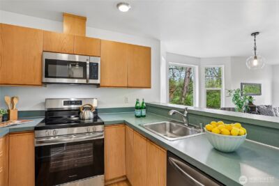 7118 NE 171st Lane , Kenmore, WA 98028 - Photo 8