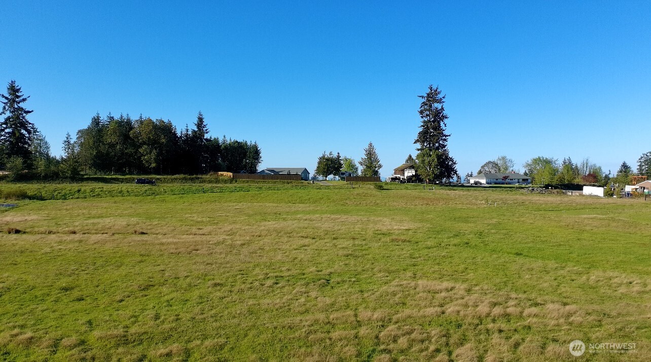 999 O'Brien Road , Port Angeles, WA 98362